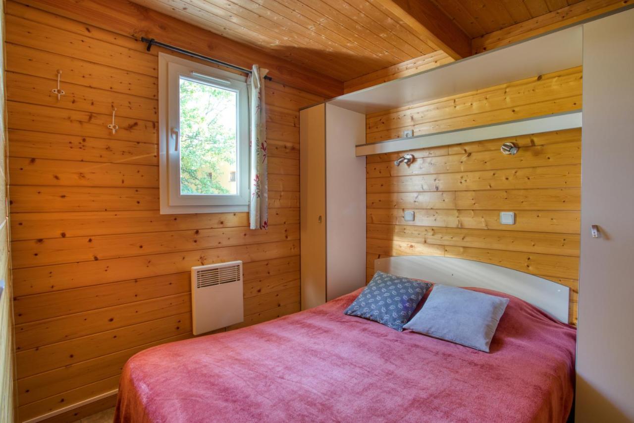 Village De Gites La Truffiere Orliaguet Экстерьер фото
